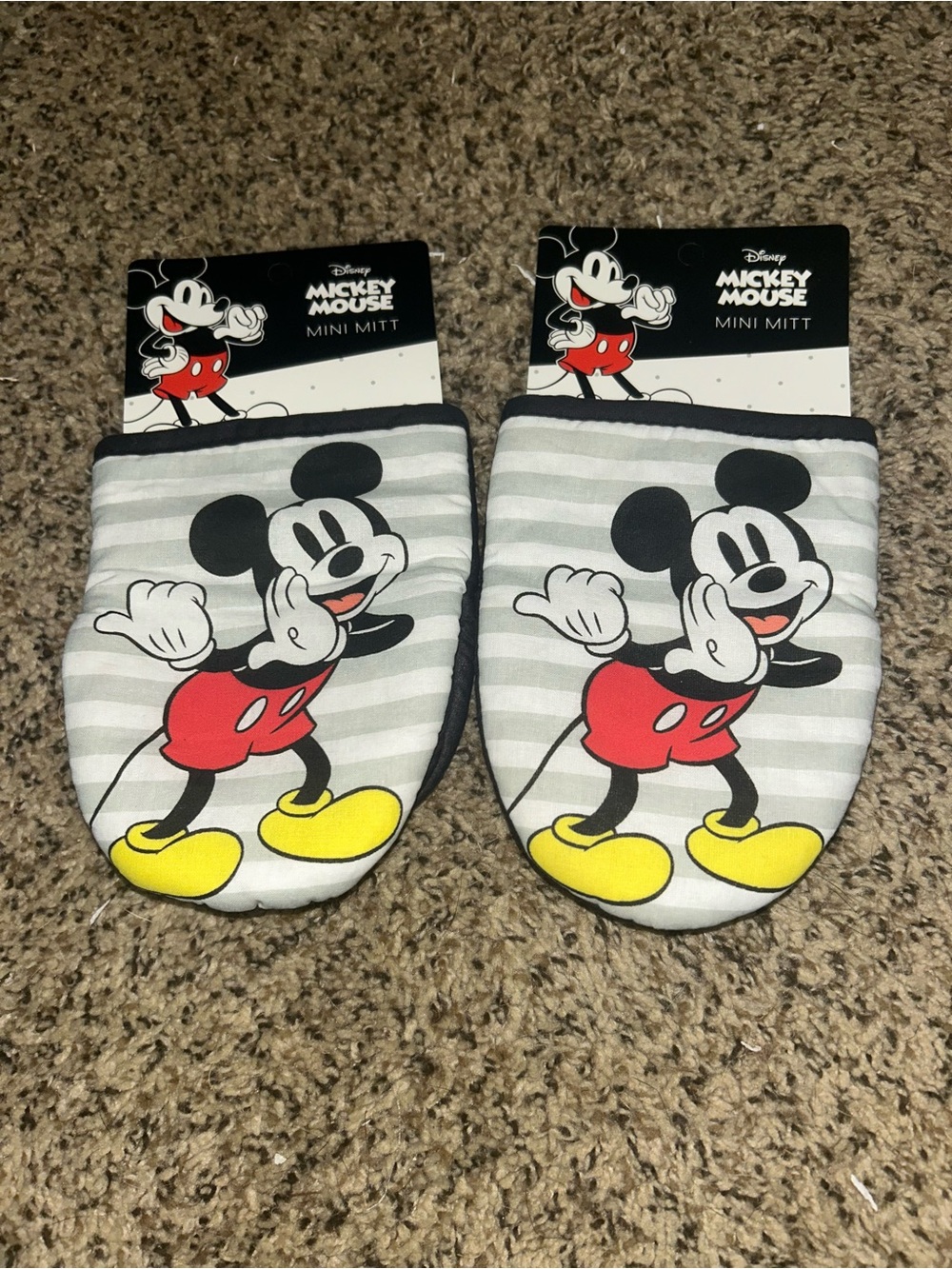 Disney Mickey Mouse Oven Mitts
